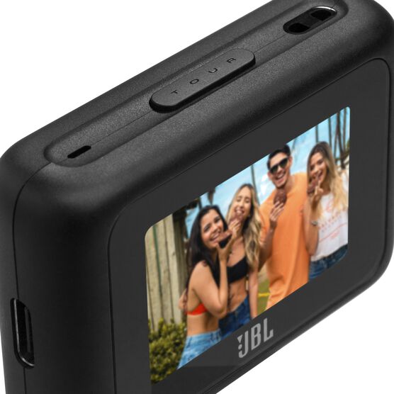 JBL Tour One M3 Smart Tx - Blue - Wireless over-ear Noise Cancelling headphones with JBL Smart Tx - Detailshot 1 JBL Tour One M3 Smart Tx - Blue - Wireless over-ear Noise Cancelling headphones with JBL Smart Tx - Detailshot 1