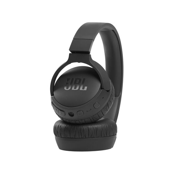 JBL Tune 660NC - Black - Wireless, on-ear, active noise-cancelling headphones. - Detailshot 4 JBL Tune 660NC - Black - Wireless, on-ear, active noise-cancelling headphones. - Detailshot 4