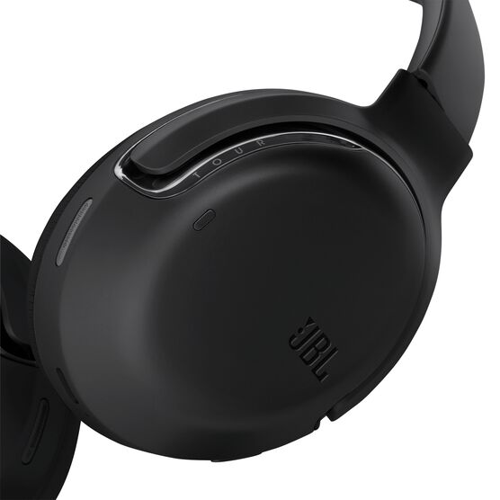 JBL Tour One M2 - Black - Wireless over-ear Noise Cancelling headphones - Detailshot 7 JBL Tour One M2 - Black - Wireless over-ear Noise Cancelling headphones - Detailshot 7