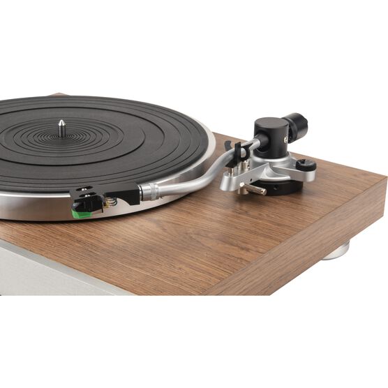 JBL TT350 Classic - Walnut - Turntable - Detailshot 5 JBL TT350 Classic - Walnut - Turntable - Detailshot 5