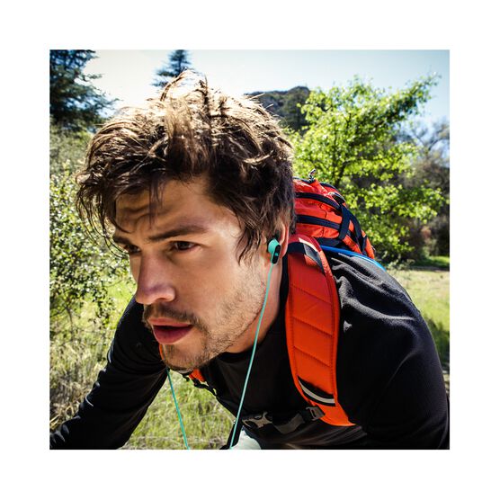 Reflect Aware - Blue - Lightning connector sport earphone with Noise Cancellation and Adaptive Noise Control. - Detailshot 8 Reflect Aware - Blue - Lightning connector sport earphone with Noise Cancellation and Adaptive Noise Control. - Detailshot 8